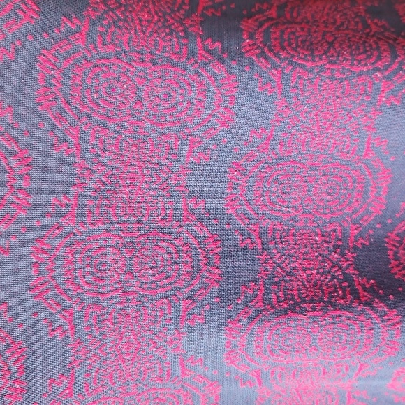 LuLaRoe Grey & Pink Scoop Neck Top - Picture 6 of 10
